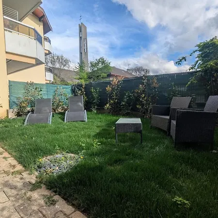 Elegant Et Calme Avec Clim Et Jardin Prive - Terracotta Apartament